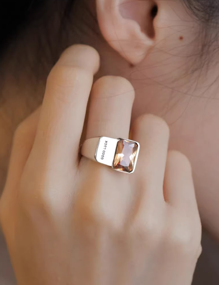 方形焦糖锆石戒指 小众复古领针食指戒