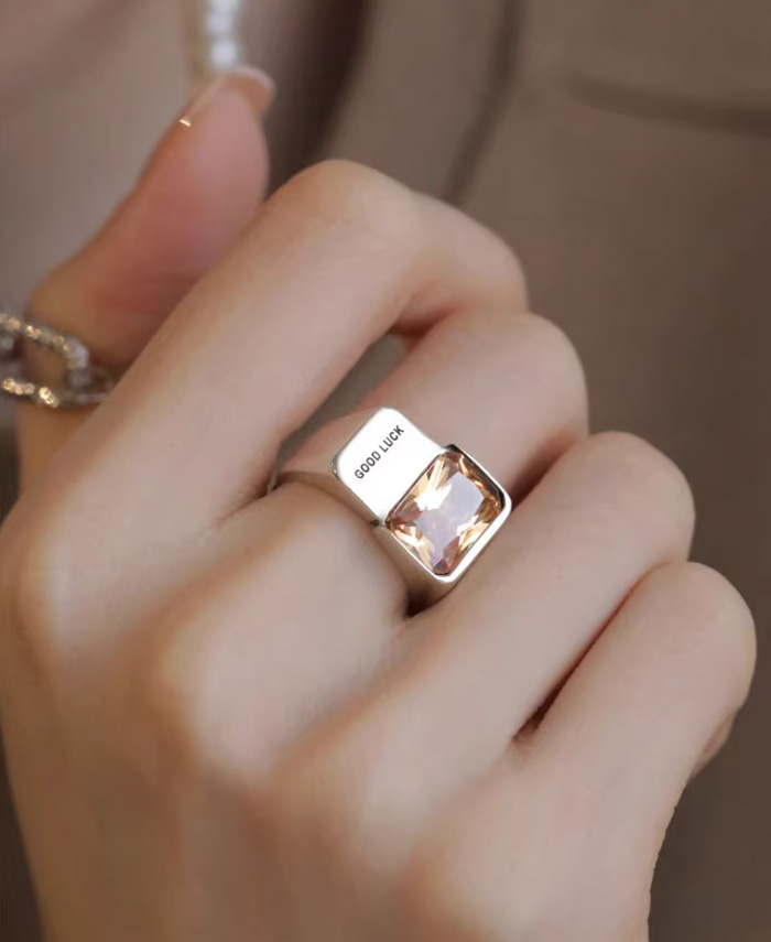 方形焦糖锆石戒指 小众复古领针食指戒