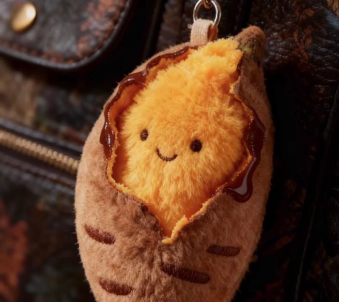 冬日专属治愈小物，这个“漏馅烤蜜薯”我能盘一整天！ 