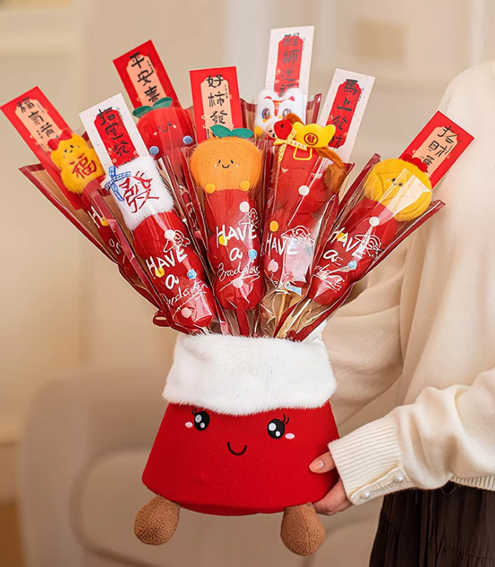 这毛绒糖葫芦摆件,简直是新年拍照装饰礼物的天花板