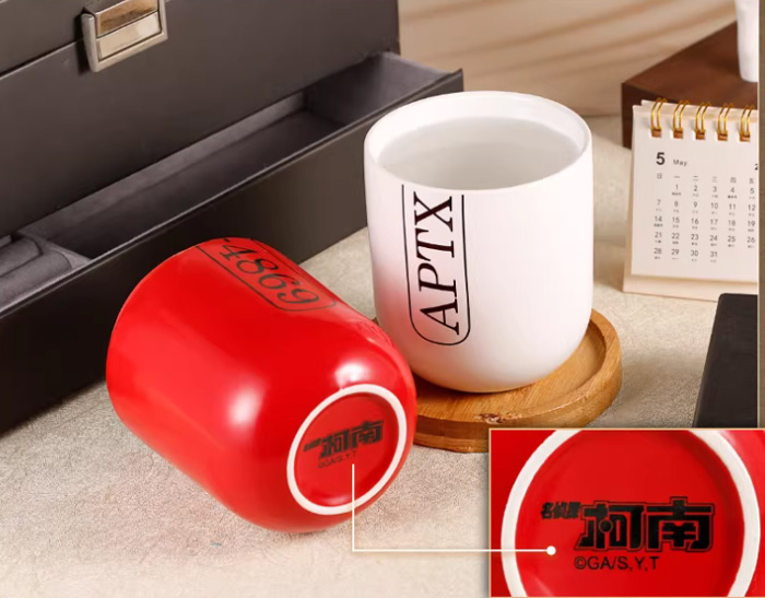 柯南迷必入！名侦探柯南水杯幸运石 aptx4869造型马克陶瓷杯——让每一次喝水都充满侦探仪式感 