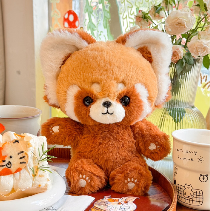 被这只小熊猫玩偶治愈了！软萌到心巴的礼物首选 