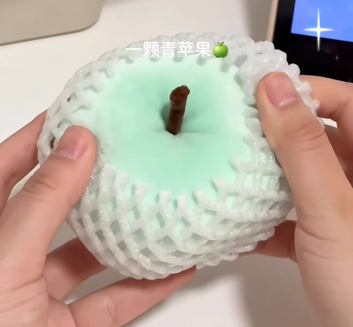 小红书同款薄巧苹果毛绒玩偶捏捏乐挂件高颜值解压玩具