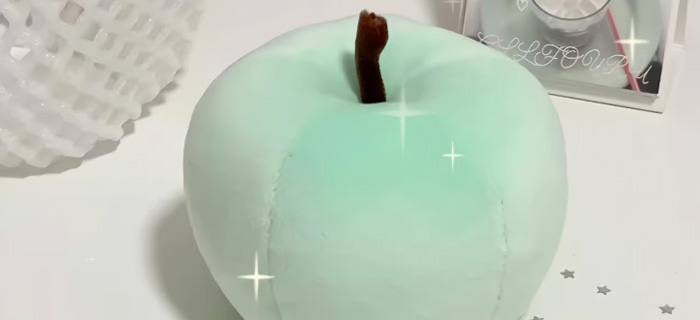 小红书同款薄巧苹果毛绒玩偶捏捏乐挂件高颜值解压玩具